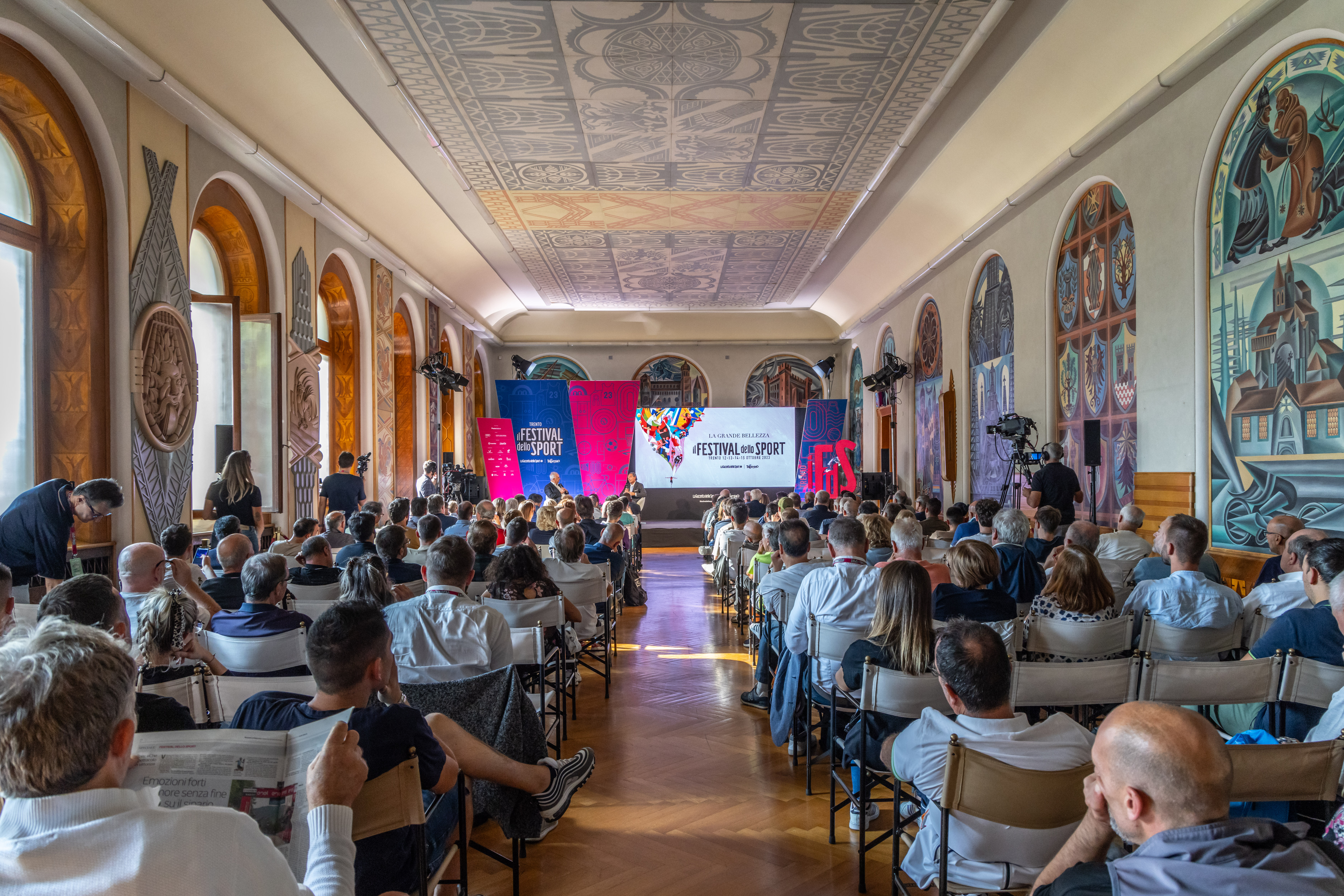 Cesare Prandelli: Il Mio Calcio Etico Nella foto:  pubblico in sala