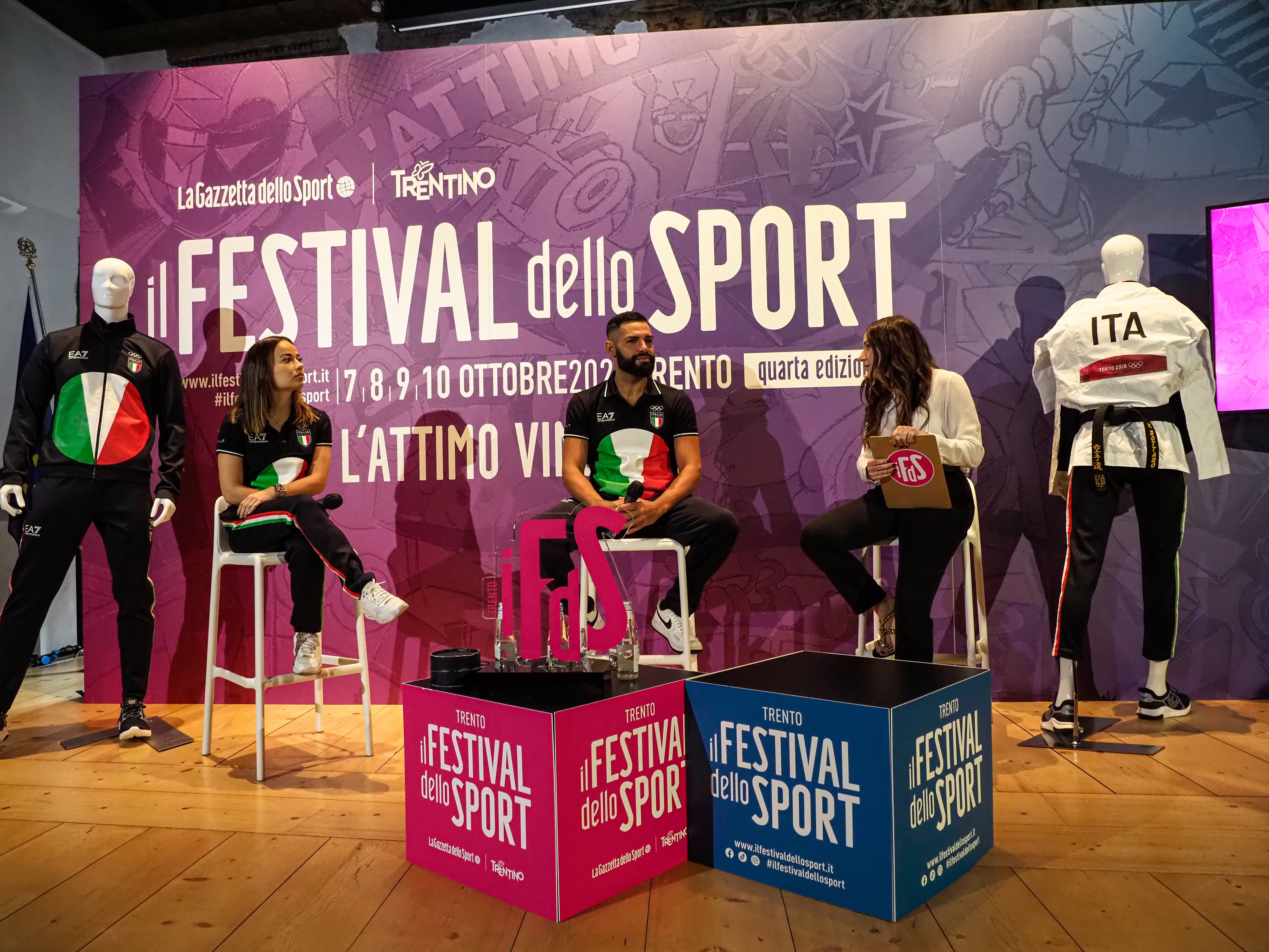 Da sinistra Viviana Bottaro e Luigi Busà intervistati al Festival dello Sport di Trento