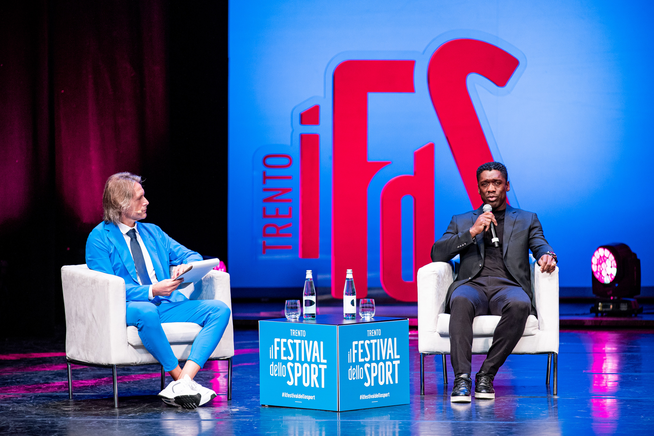 CLARENCE SEEDORF, IL MIO CALCIO LIBERO Nella foto: Giovanni Battista OLIVERO, Clarence SEEDORF Festival dello Sport Teatro Sociale Trento, 24 settembre 2022