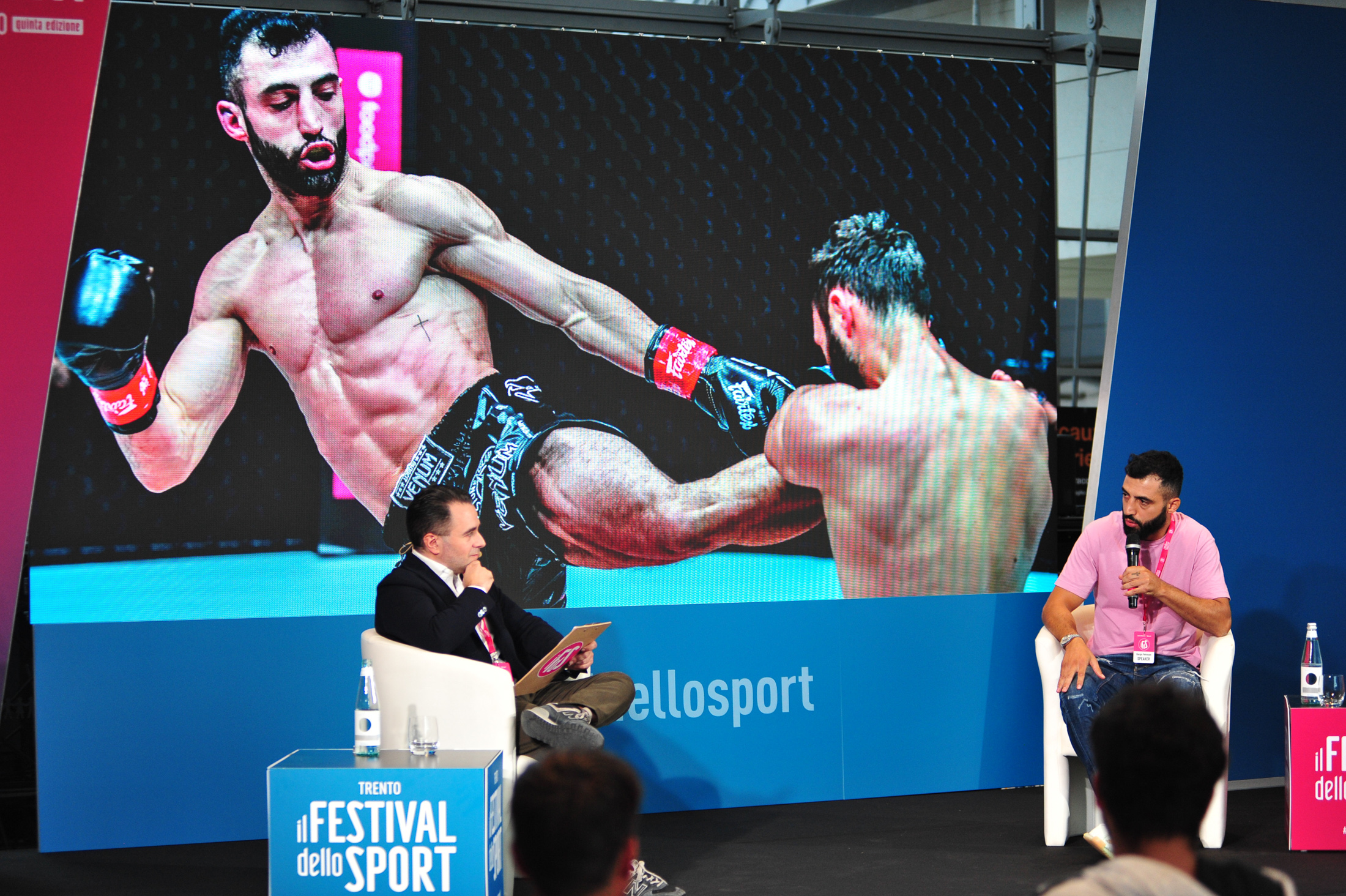 Festival dello Sport 2022: Muse “ Per un pugno di gloria” (Giulio Di Feo giornalista, Giorgio Petrosyan kickboxer)