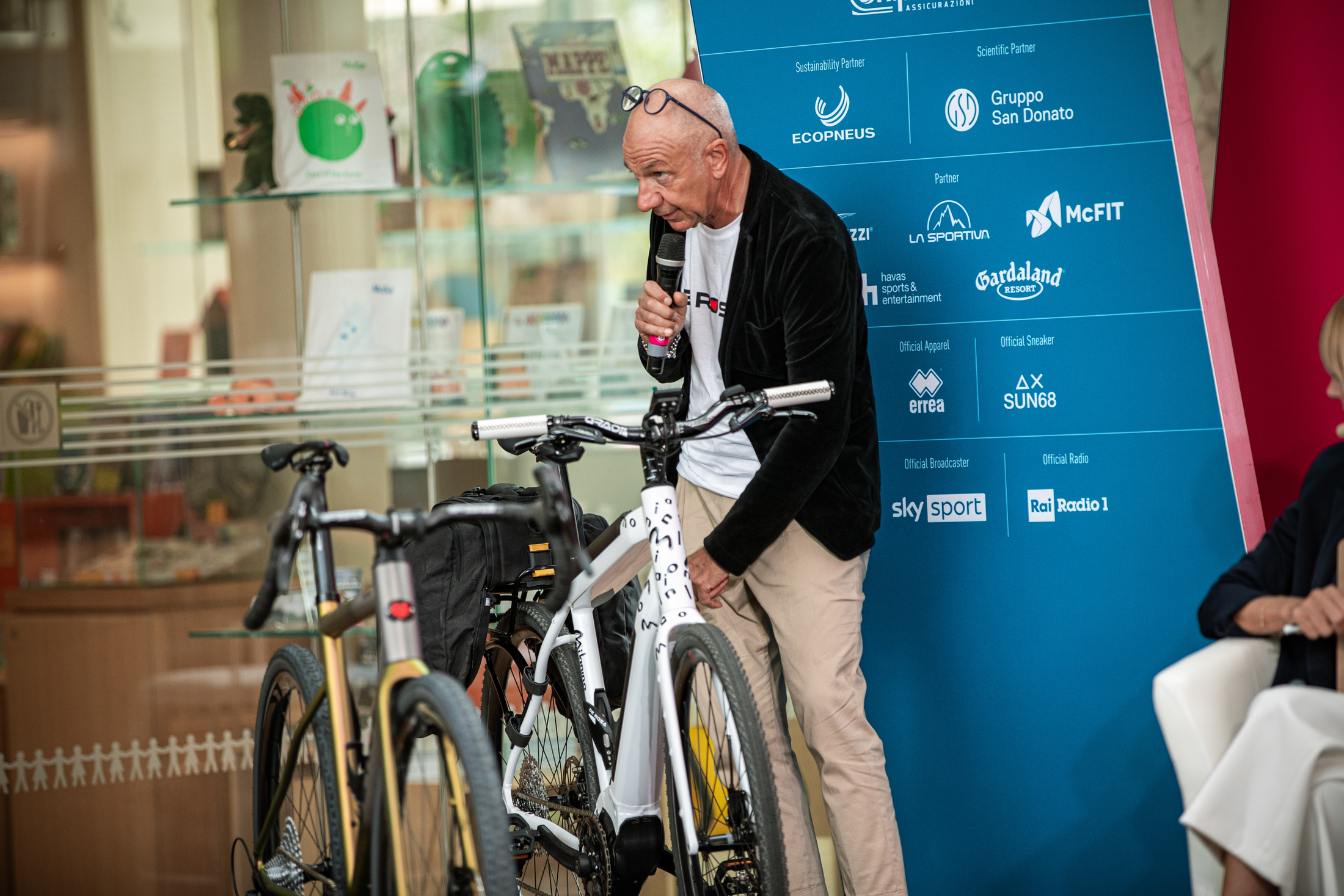 LA BICI DEL FUTURO Nella foto: Cristiano DE ROSA con bici Festival dello Sport Muse Trento, 23 settembre 2022 FOTO: Michele LOTTI – Archivio Ufficio Stampa Provincia autonoma di Trento