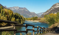 il fiume Adige presso Borghetto in autunno, Vallagarina, Trentino, 2021