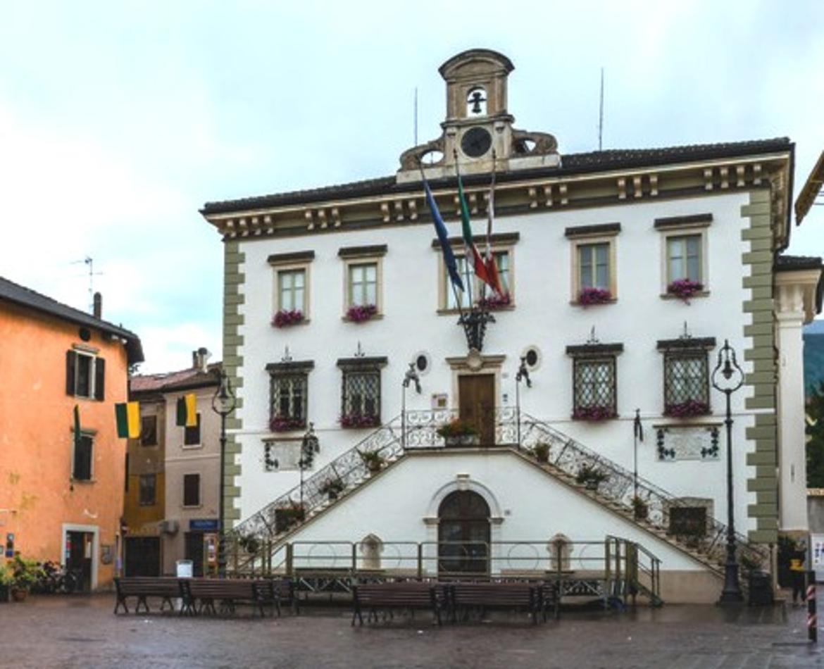 Il municipio di Pergine